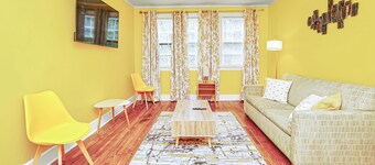 Charming 4 Person Apt in Walkable, Green Area