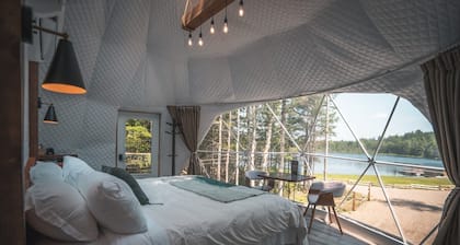 The Green Haven Dome - Secluded lakeview w/ hot tub - 20 mins from St. Andrews!!