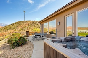 Townhome, 3 Bedrooms | Property grounds