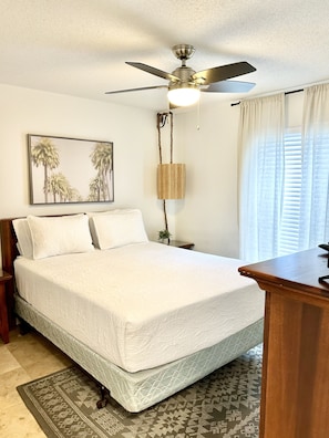 2 bedrooms, free WiFi - Emerald Hideaway 2 Bedroom Condo by RedAwning (Navarre)