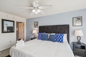 Condo, 2 Bedrooms