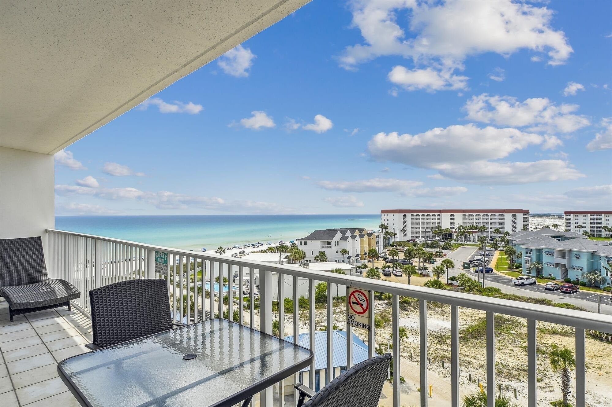 Condo, 2 Bedrooms | Property grounds