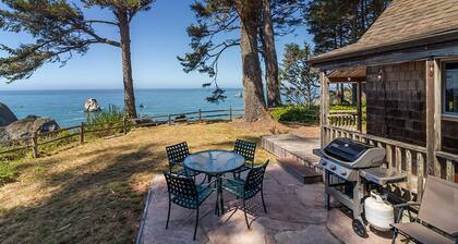 Great Reviews! - Abalone Cabin - A charming retreat w/ majestic ocean views!