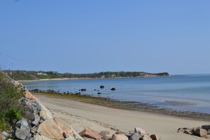 Chaise longue, serviettes de plage
