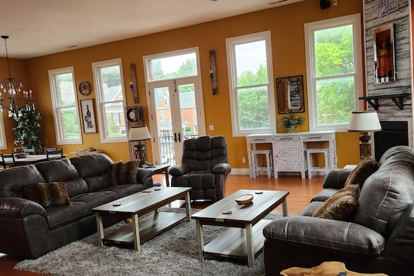 Smart-tv och eldstad