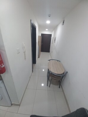 Dining - Nice Studio for rent in Dubai (Dubai)