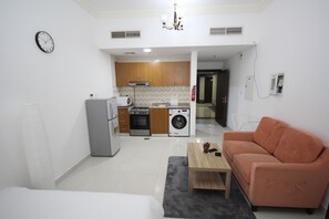 Interior - Nice Studio for rent in Dubai (Dubai)