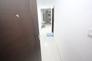 Interior - Nice Studio for rent in Dubai (Dubai)
