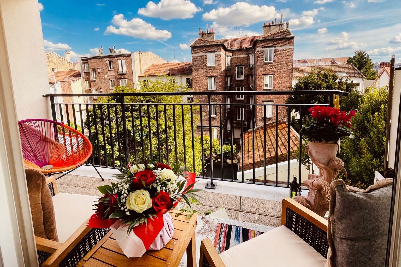 المنطقة المحيطة بالمنشأة