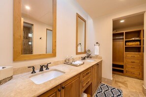 Bathtub, hair dryer, towels