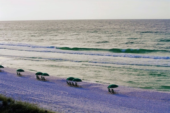 Beach - Leah's Sunset Dreams One Bedroom Condo (Miramar Beach)