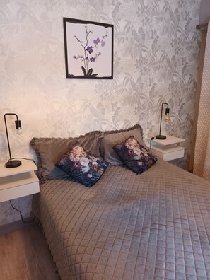 4 slaapkamers, een strijkplank/strijkijzer