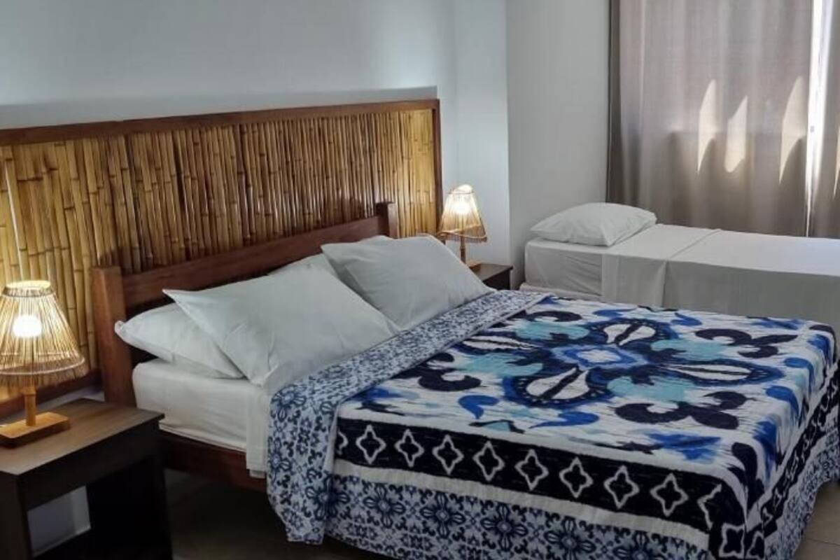 WiFi (free), bed sheets