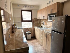 微波爐、爐具、咖啡機/沖茶器、攪拌機