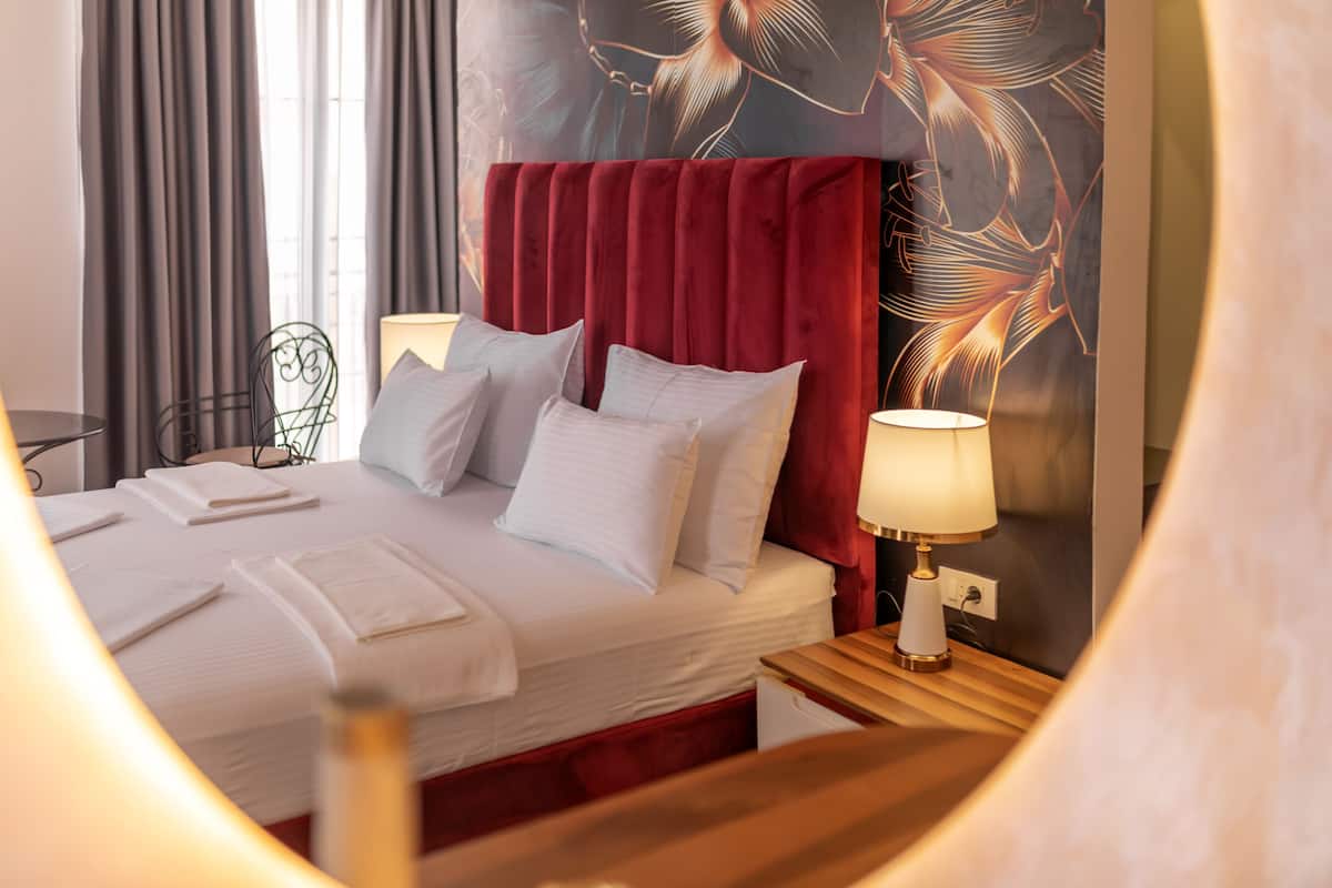 Comfort Double Room, 1 Bedroom, Non Smoking, Ocean View | In-room safe, soundproofing, free WiFi