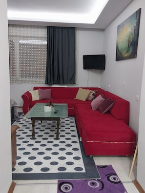 Egyptian cotton sheets, premium bedding, memory foam beds, minibar - Artemis Apart&Otel (Bursa)