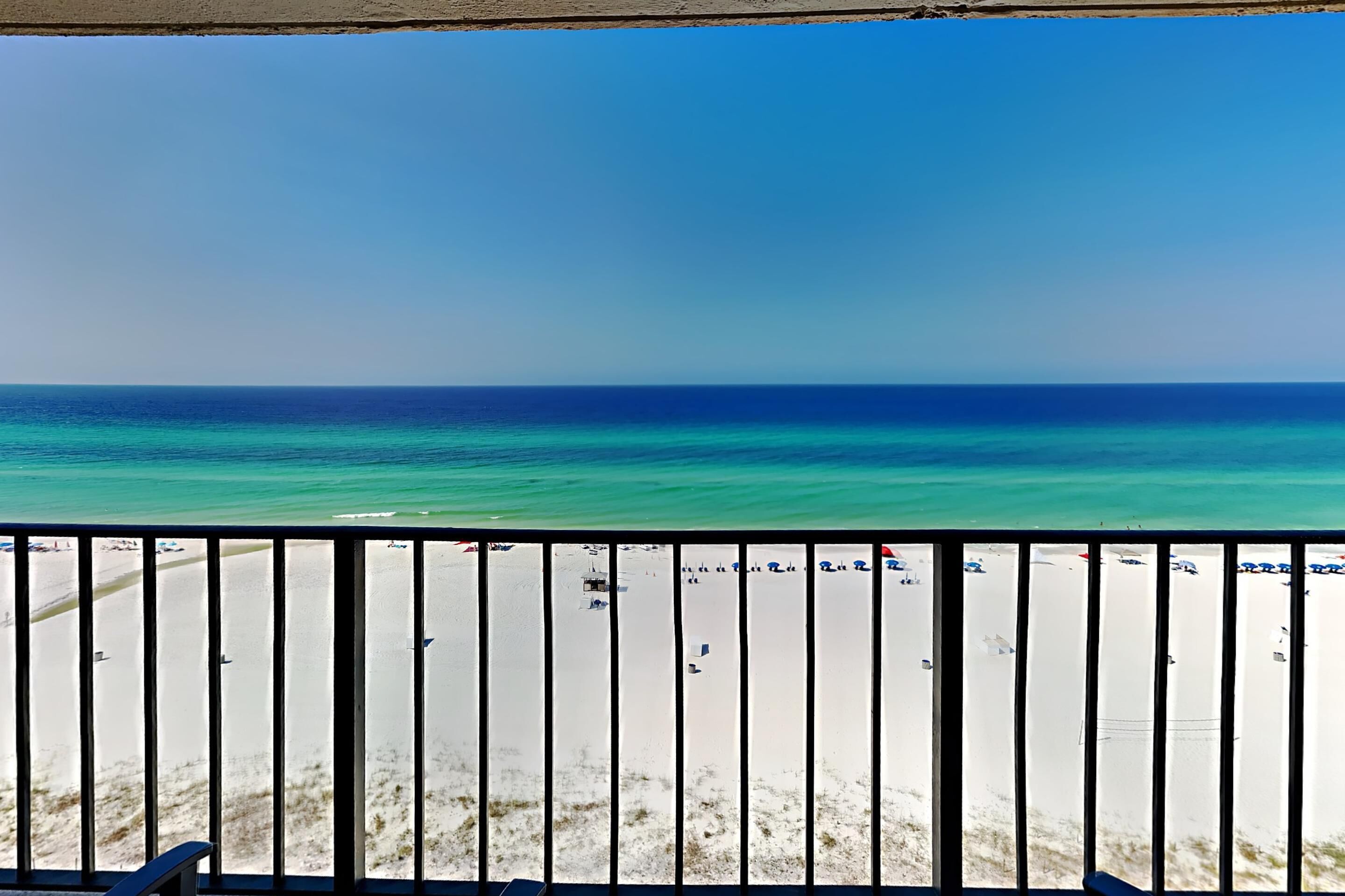 Condo, 1 cama King size y sofá cama, balcón, vista al océano (#1109) | Vista desde la habitación