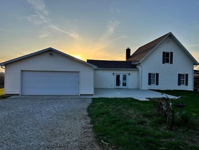 Secluded Athens County 3 bedroom home with loft and beautiful views