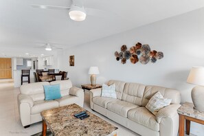TV - Intracoastal Waterway-Amazing sunrises-WV203 (Indian shores)