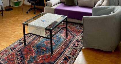 Helle Gartenwohnung mit Sitzplatz