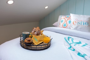 House, Multiple Beds | Dining