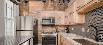 Vintage Downtown Loft w/Old School Pinball Machine