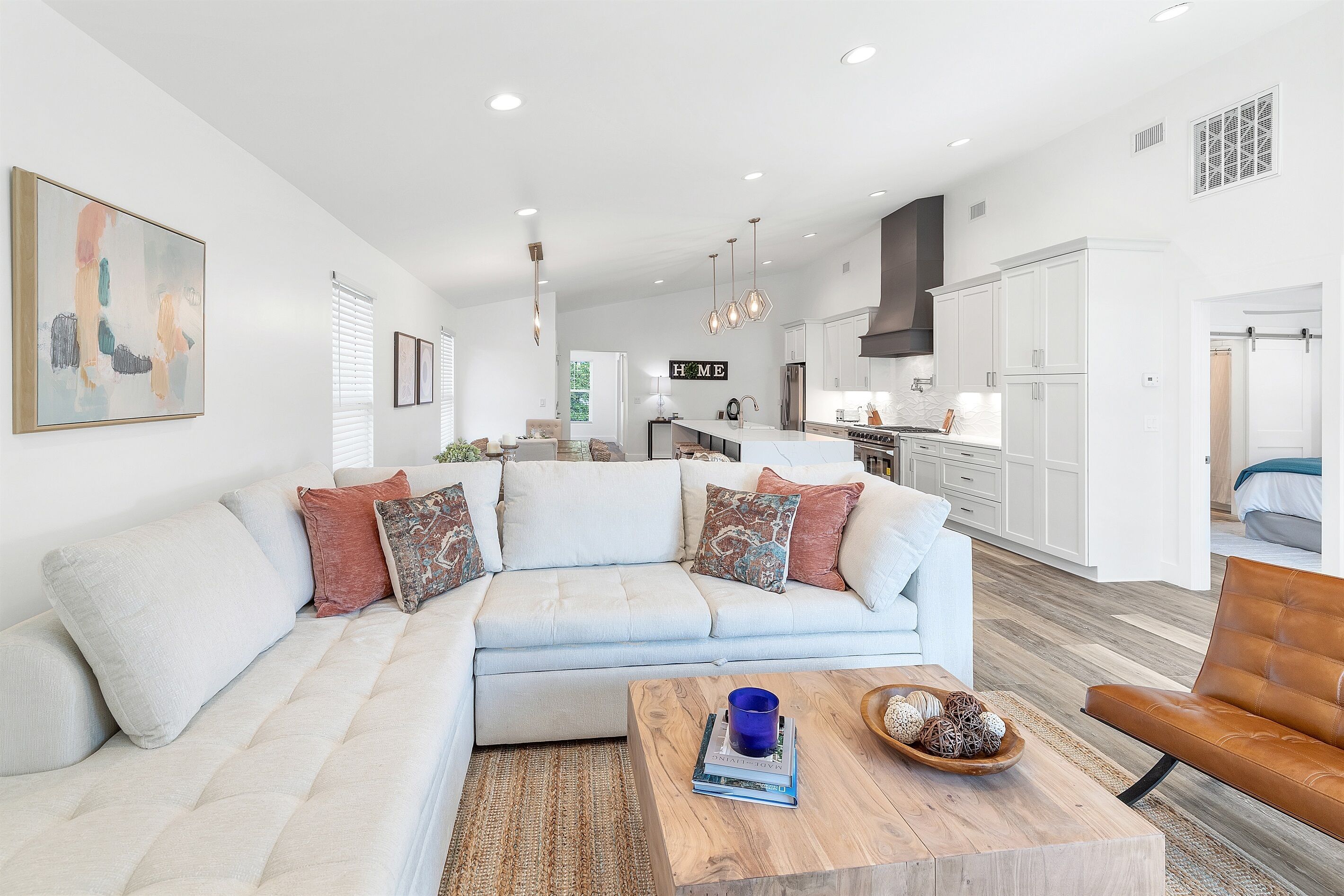 智能電視、書籍