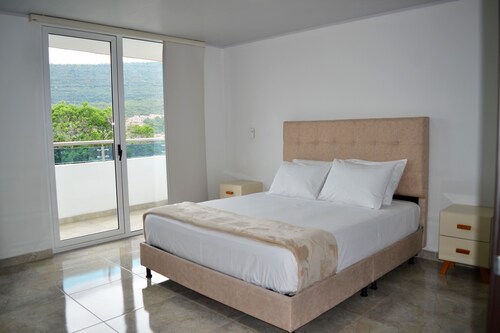 Apartamento con Estacionamiento Gratuito