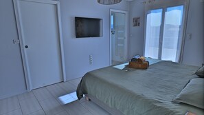 4 Schlafzimmer, Schreibtisch, Bügeleisen/Bügelbrett, kostenloses WLAN