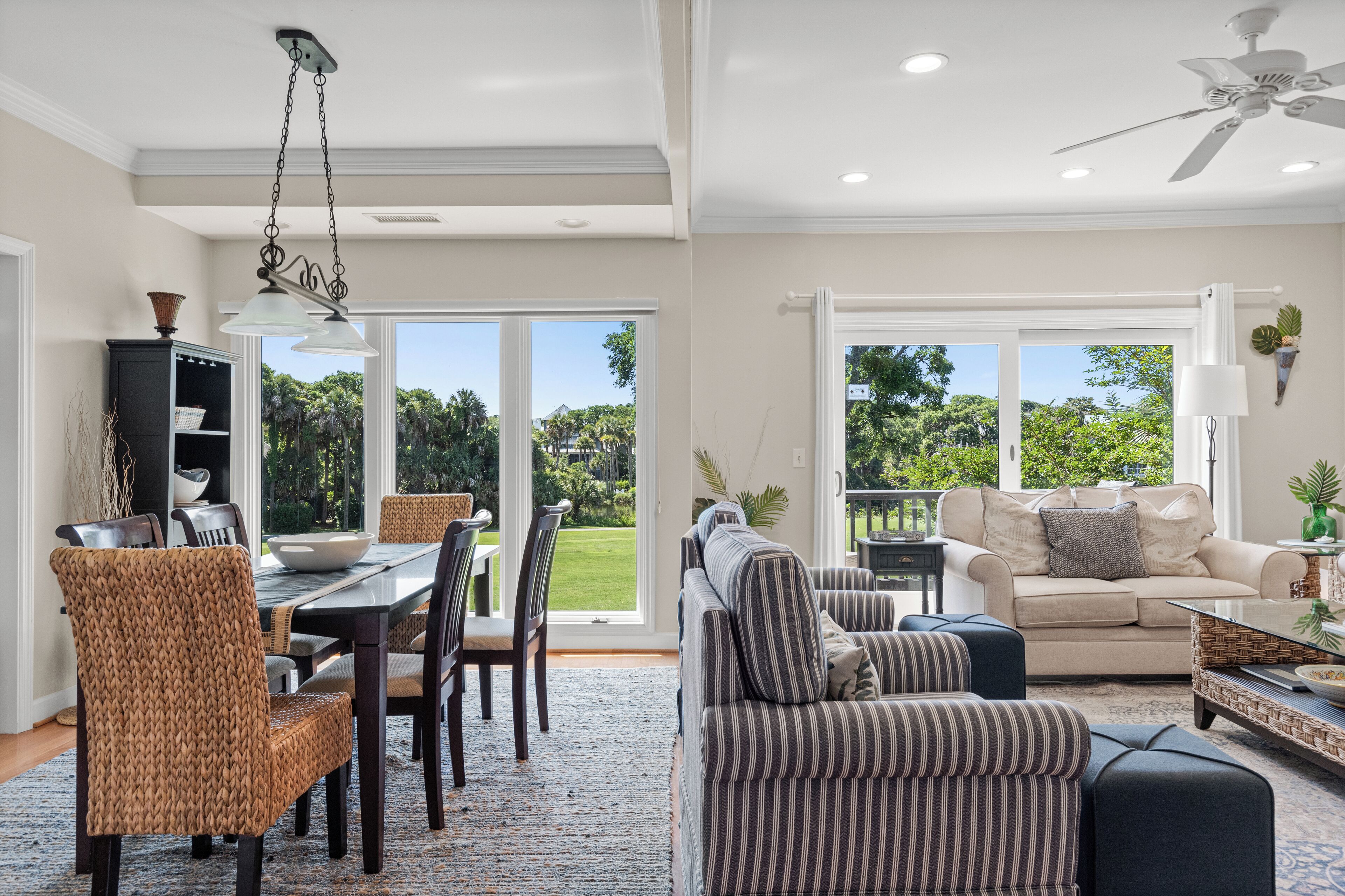 4948 Turtle Point