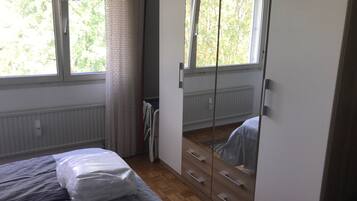 1 bedroom, WiFi, bed sheets