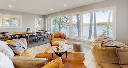 Waterfront retreat with dock, sauna, & firepit - near Woodstock & ski areas