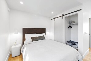 Desk, iron/ironing board, travel crib, WiFi