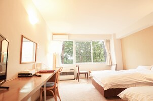 Western Twin Room | Free WiFi, bed sheets