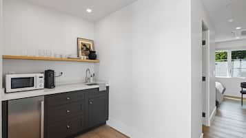 Fridge, microwave, coffee/tea maker, electric kettle