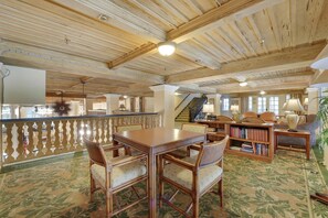 Dining - Summer Suite on Palm Beach Island | Steps to Beach (Palm Beach)