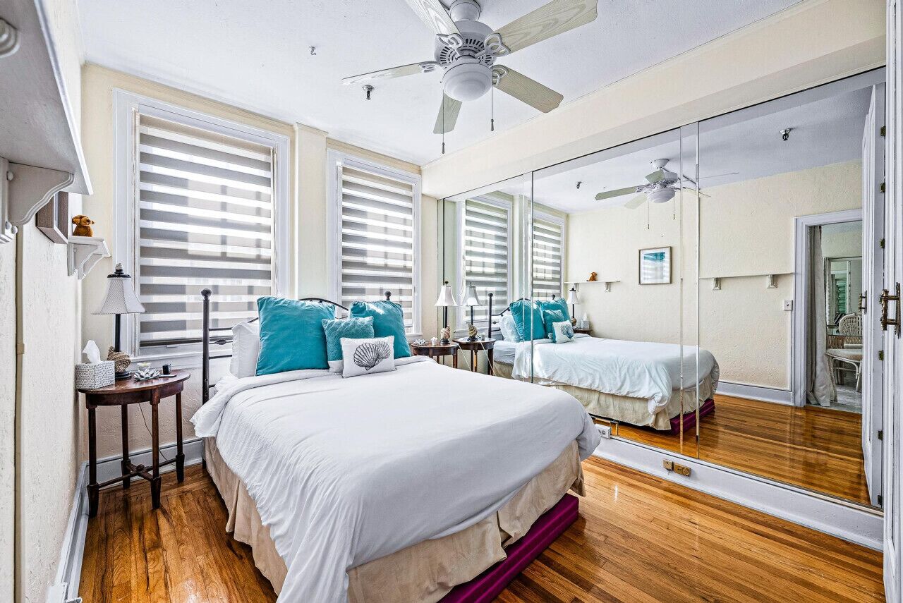 1 soverom, skrivebord, strykejern/-brett og wi-fi (inkludert)