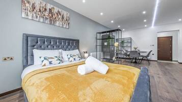 1 soverom, strykejern/-brett, wi-fi og sengetøy