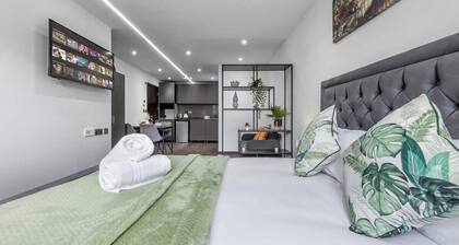 Luxury Flat in North West London