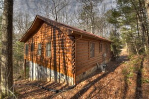 Exterior - The Wander Inn | Free Night Offer! (Blue Ridge)