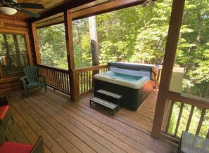 Terrace/patio - The Wander Inn | Free Night Offer! (Blue Ridge)