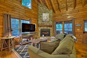 TV, fireplace, offices - Tiny Lake Cabin | Free Night Offer! (Blue Ridge)