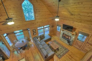 TV, fireplace - Woodland Escape | Free Night Offer! (Morganton)