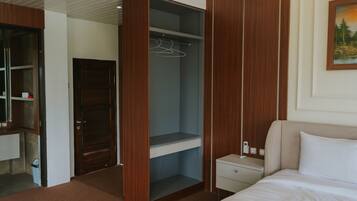 Suite Présidentielle | Literie de qualité supérieure, matelas Select Comfort, bureau