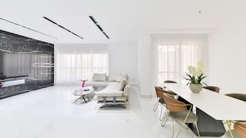 Luxury Apartment, 3 Bedrooms, Balcony, Marina View | Living area | 75-inch LED TV with satellite channels, TV, Netflix