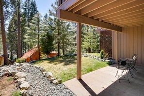 Outdoor dining - Updated Lake Almanor Retreat w/ Patio & Grill! (Westwood)