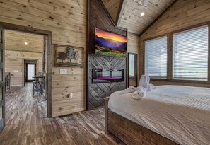 5 bedrooms, iron/ironing board, travel cot, WiFi - Luxury Sevierville Cabin w/ Private Hot Tub! (Sevierville)