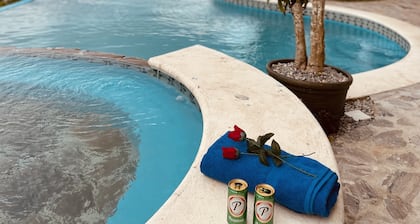 El Castillo Tropical