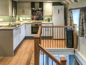 Dishwasher, cookware/dishes/utensils