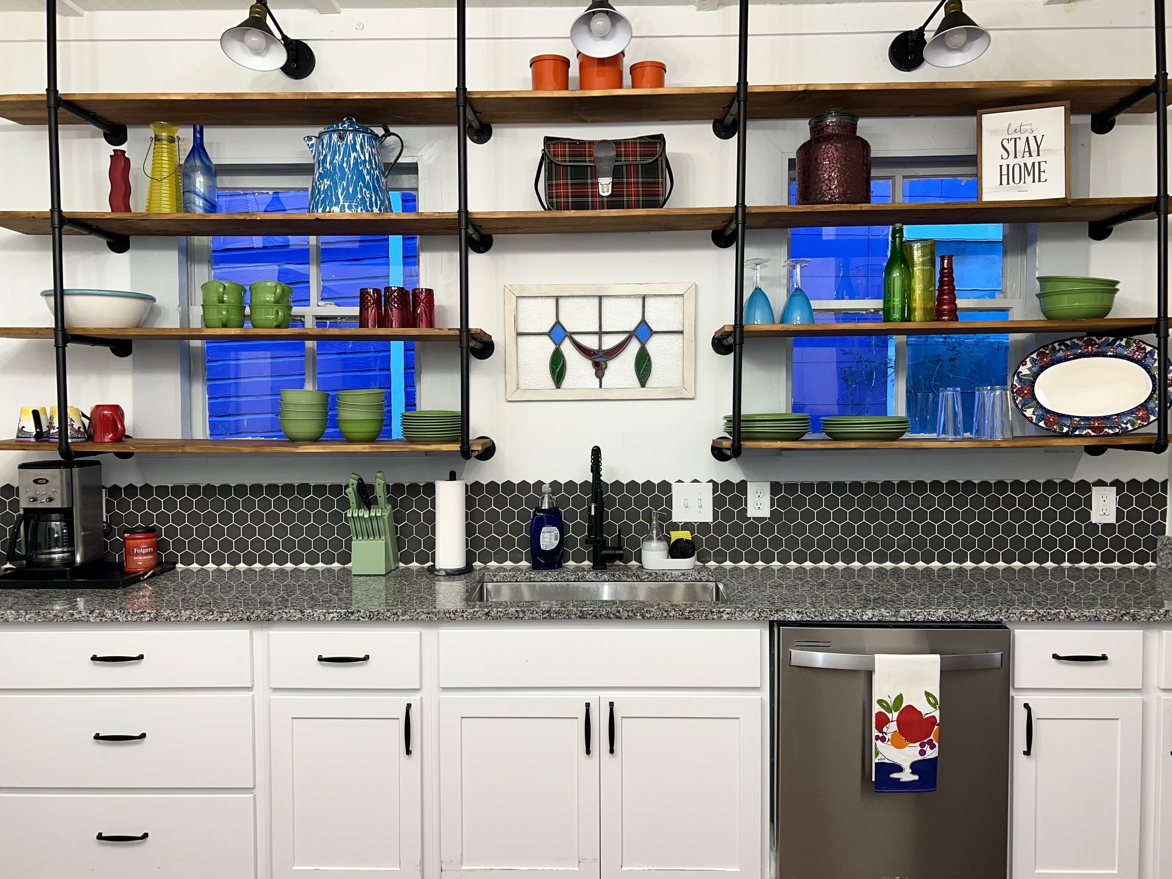 Microwave, oven, stovetop, dishwasher